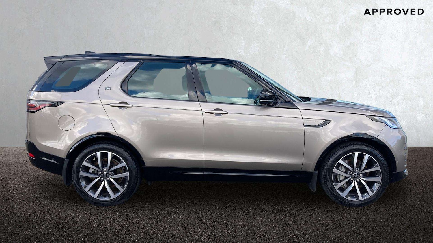 Used Land Rover Discovery 2022 for sale - 76459877: Photo 5