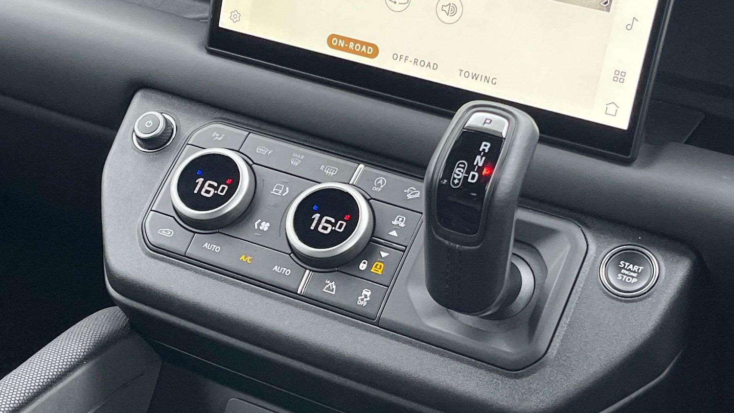 Used Land Rover Defender 2024 for sale - 76460263: Photo 22