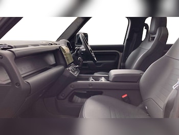 Used Land Rover Defender 2026 for sale - 79319838: Photo