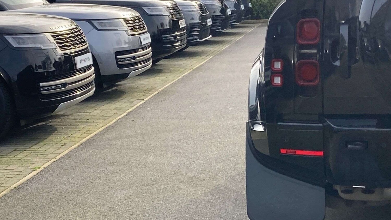 Used Land Rover Defender 2025 for sale - 77472509: Photo 26