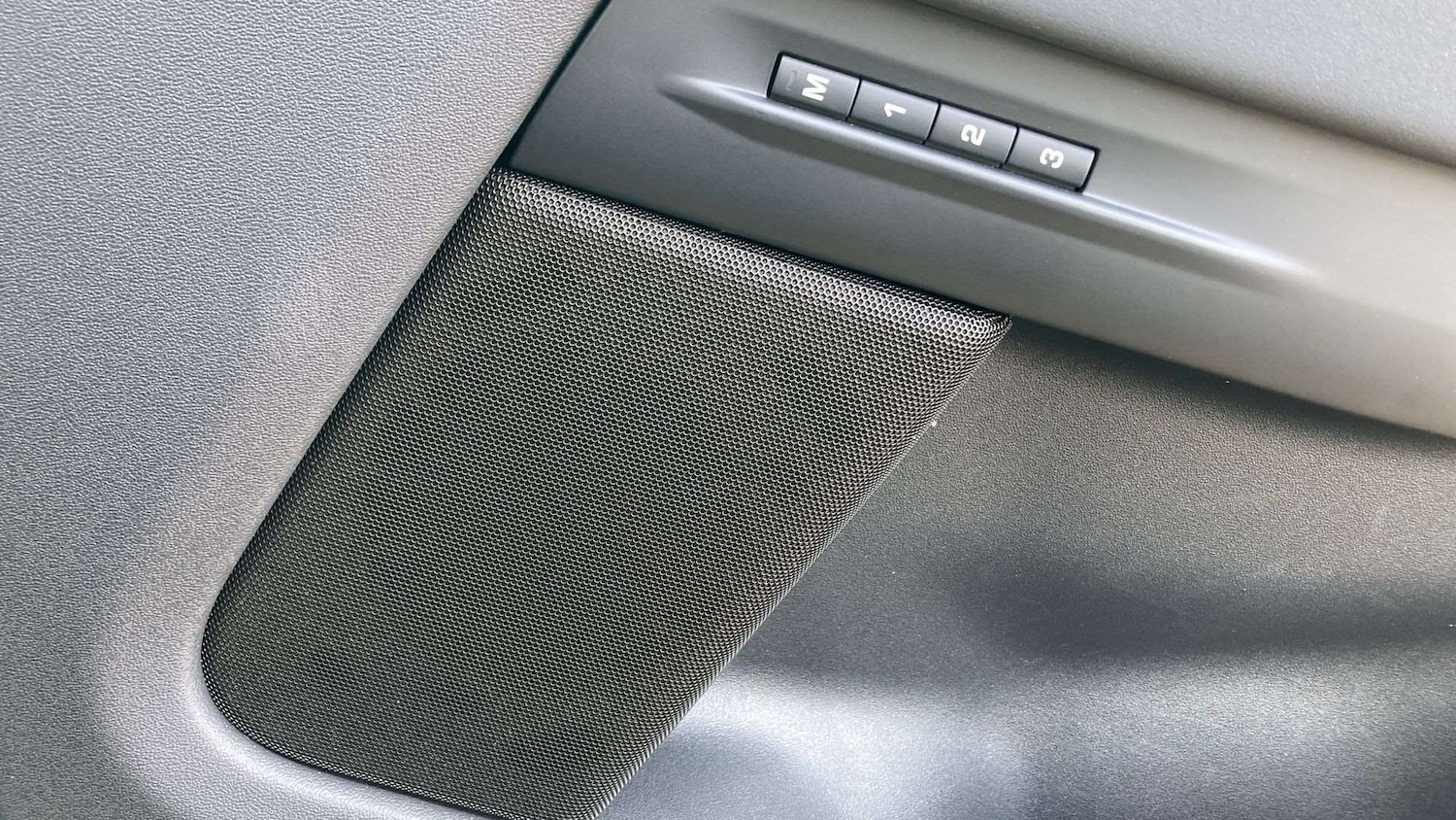 Used Land Rover Range Rover Evoque 2025 for sale - 76460485: Photo 24