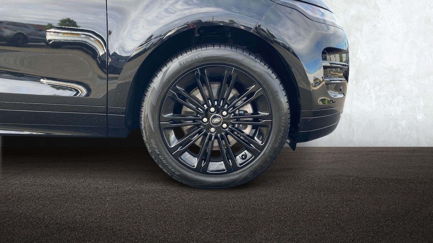 Used Land Rover Range Rover Evoque 2025 for sale - 76460485: Photo 8