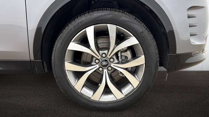 Used Land Rover Discovery Sport 2024 for sale - 78060228: Photo 8