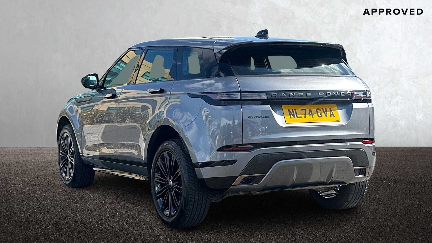 Used Land Rover Range Rover Evoque 2024 for sale - 77390015: Photo 2