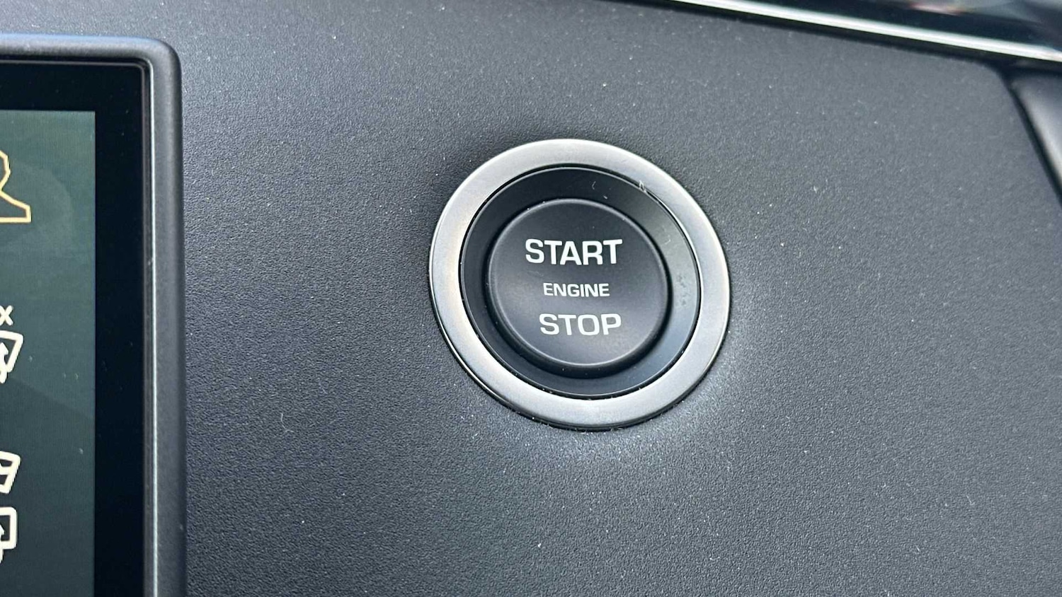 Used Land Rover Range Rover Evoque 2024 for sale - 77390015: Photo 25