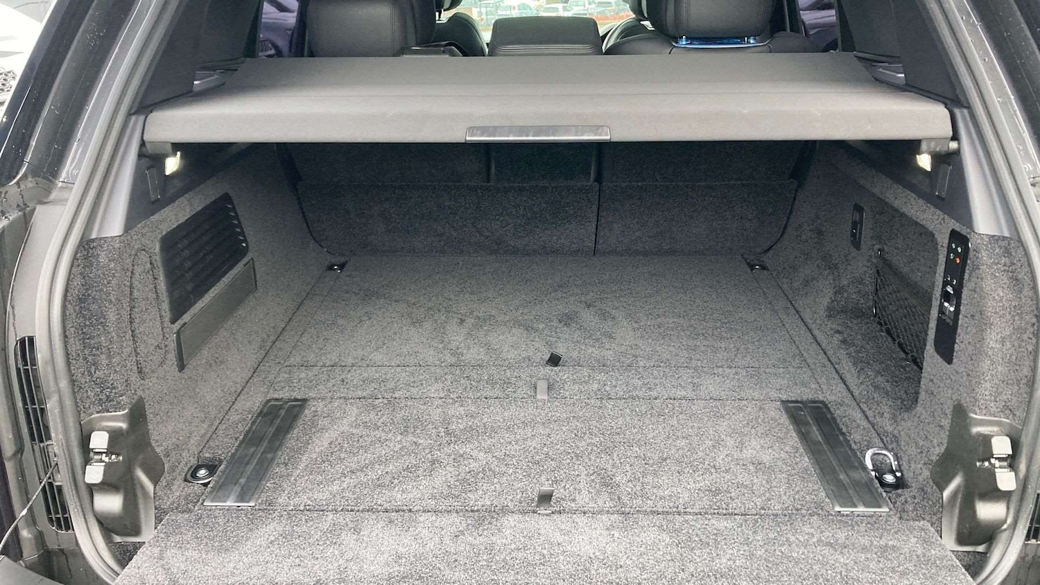 Used Land Rover Range Rover 2025 for sale - 78060175: Photo 10