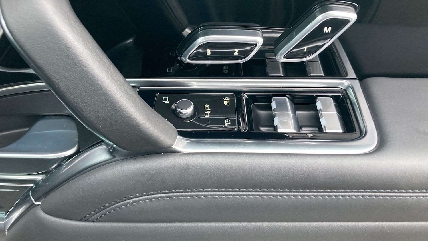 Used Land Rover Range Rover 2025 for sale - 78060175: Photo 30