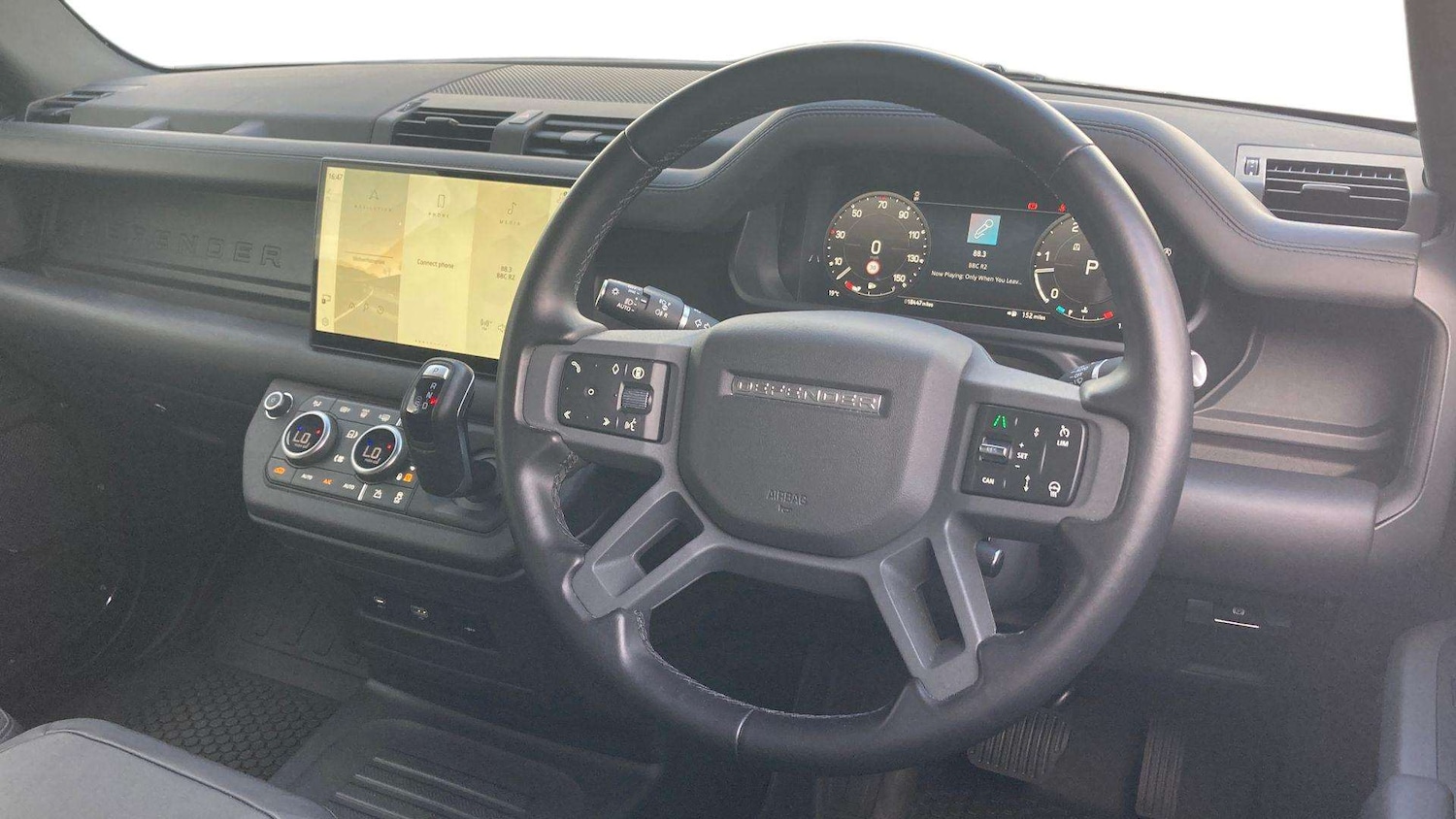 Used Land Rover Defender 2023 for sale - 76460435: Photo 15