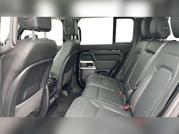 Used Land Rover Defender 2023 for sale - 79524028: Photo