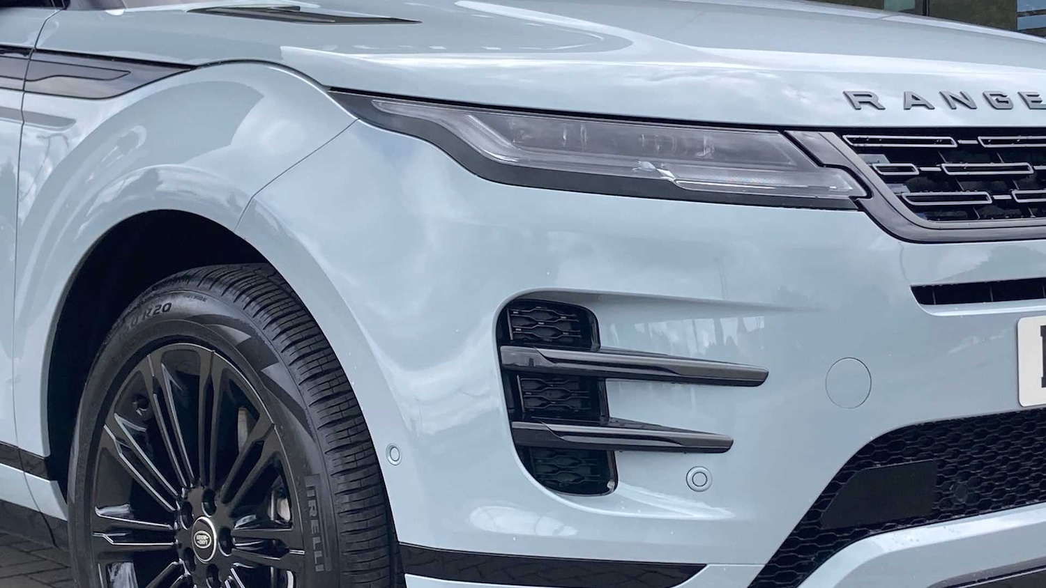 Used Land Rover Range Rover Evoque 2025 for sale - 76460542: Photo 17