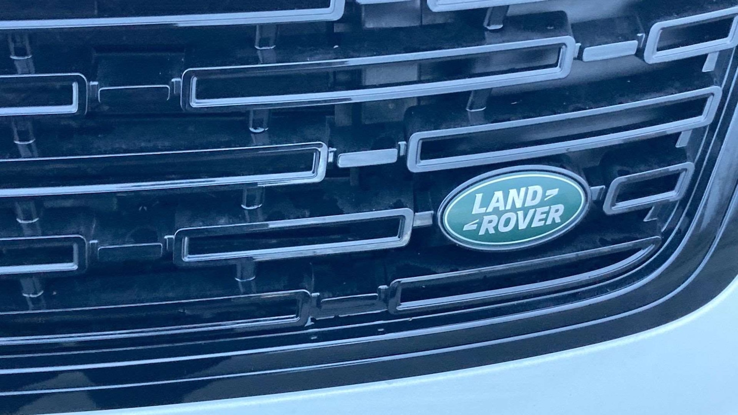 Used Land Rover Range Rover Velar 2025 for sale - 76902458: Photo 26