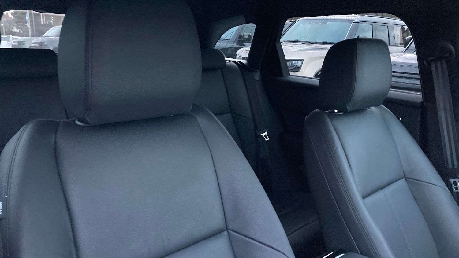 Used Land Rover Range Rover Velar 2025 for sale - 76902458: Photo 27