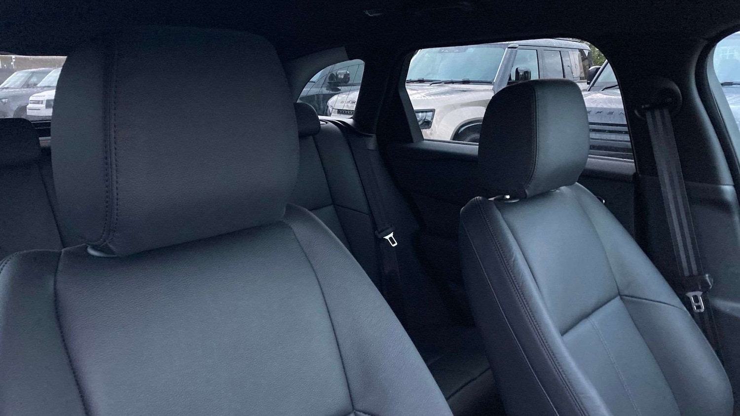 Used Land Rover Range Rover Velar 2025 for sale - 76902458: Photo 30