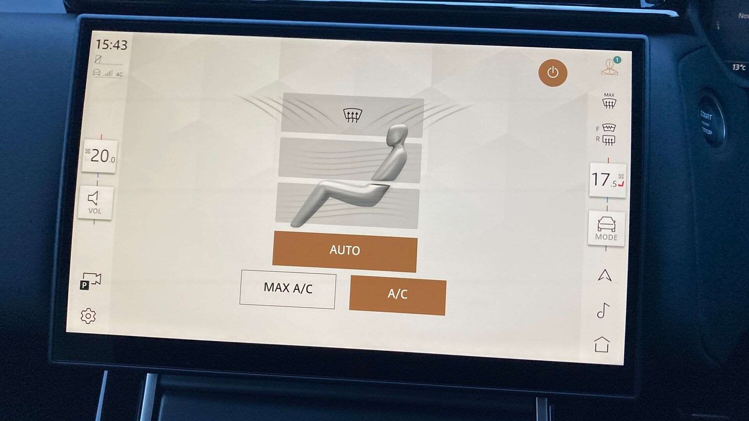 Used Land Rover Range Rover Velar 2025 for sale - 76902458: Photo 31