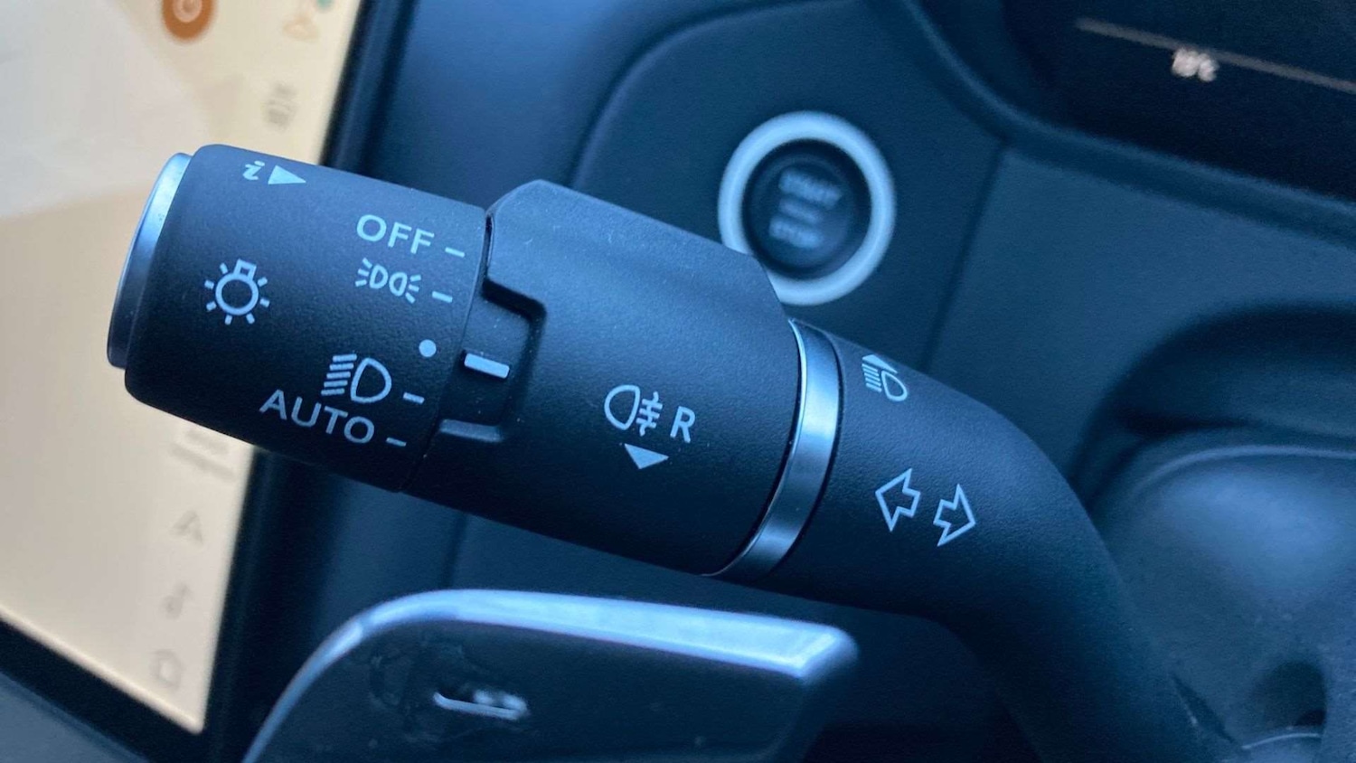 Used Land Rover Range Rover Velar 2025 for sale - 76902458: Photo 34