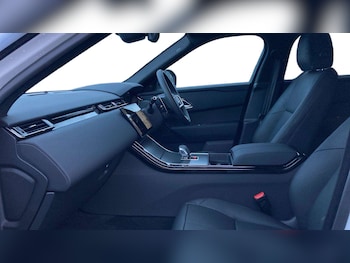 Used Land Rover Range Rover Velar 2025 for sale - 76902458: Photo