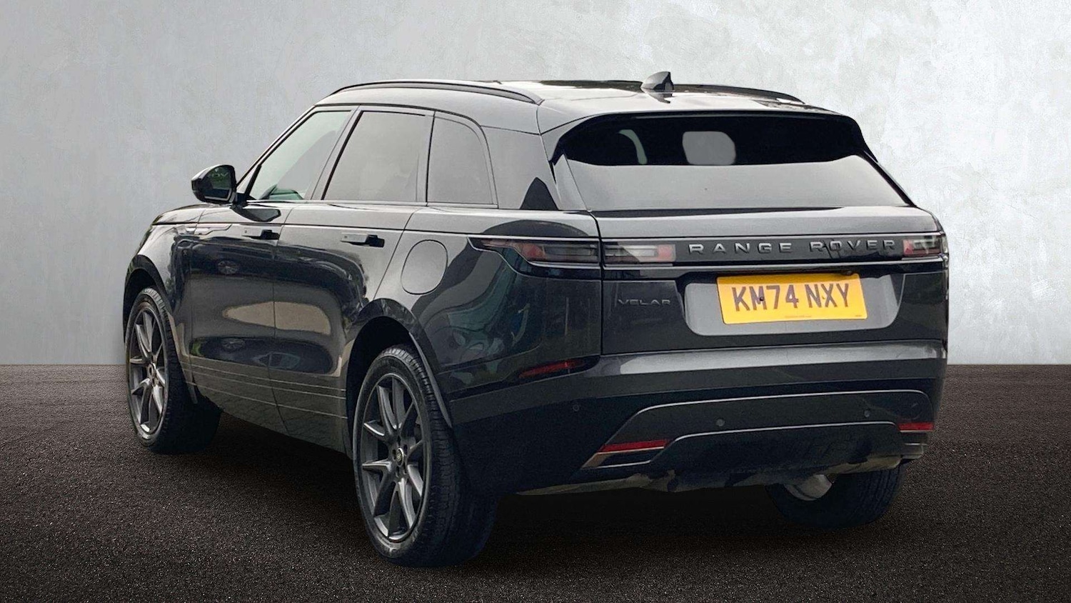 Used Land Rover Range Rover Velar 2024 for sale - 77589003: Photo 2