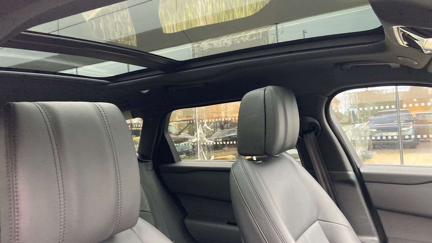 Used Land Rover Range Rover Velar 2024 for sale - 77589003: Photo 21