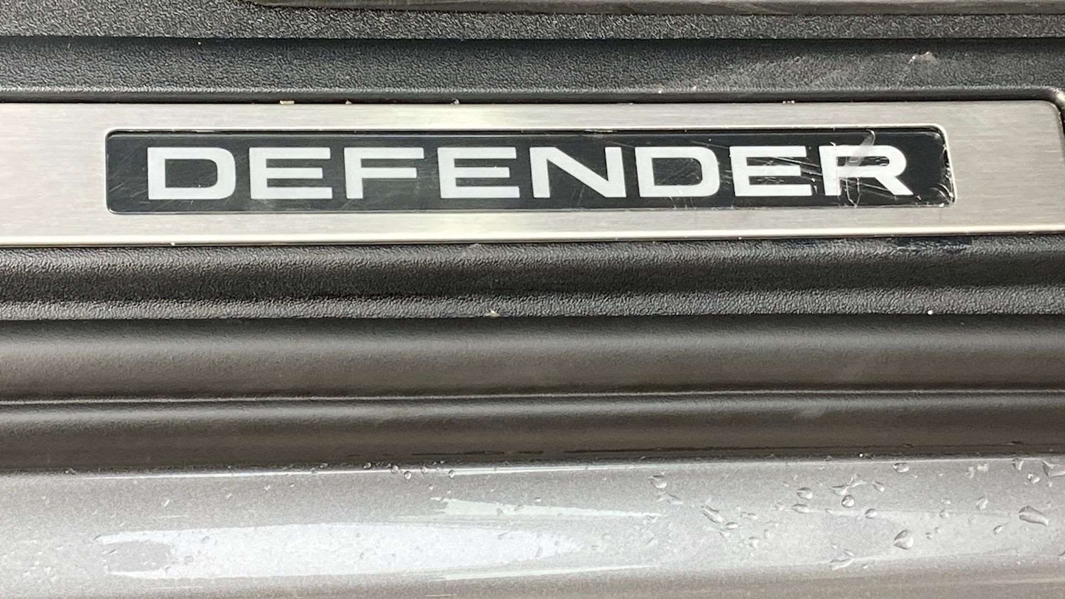 Used Land Rover Defender 2023 for sale - 76460039: Photo 28