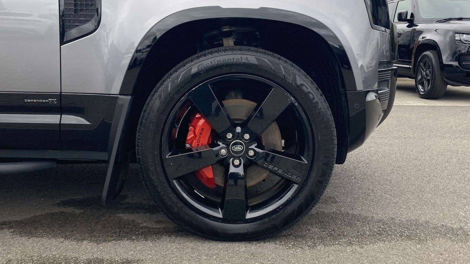 Used Land Rover Defender 2023 for sale - 76460039: Photo 8