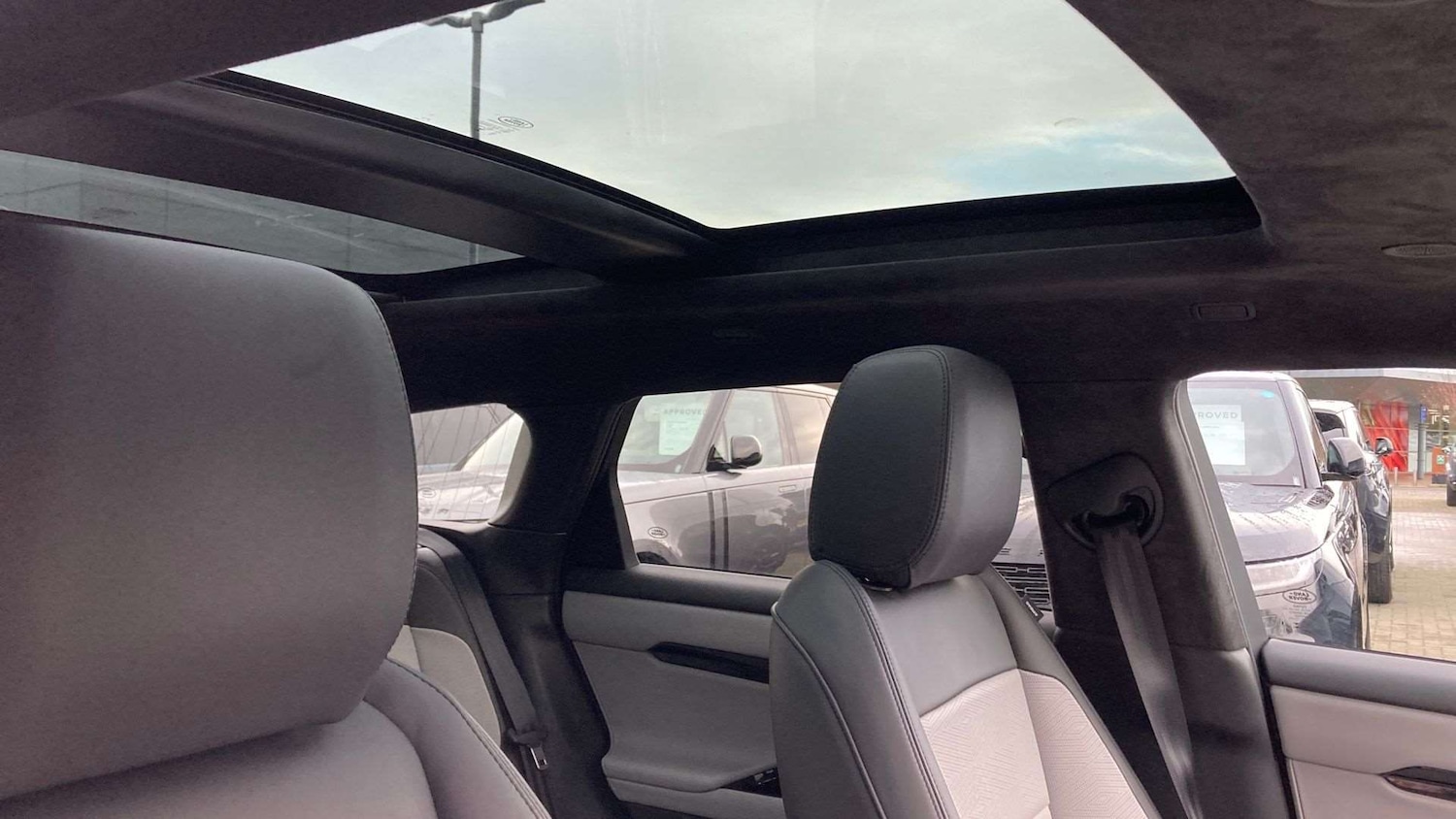 Used Land Rover Range Rover Evoque 2024 for sale - 76827568: Photo 21