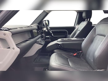 Used Land Rover Defender 2021 for sale - 78550944: Photo