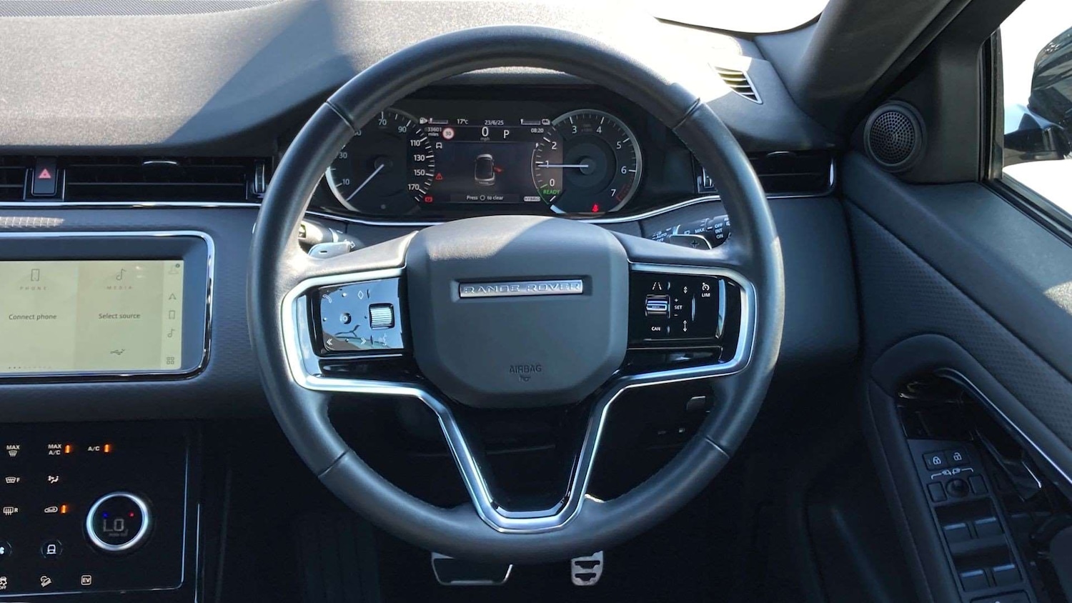 Used Land Rover Range Rover Evoque 2022 for sale - 76610560: Photo 15