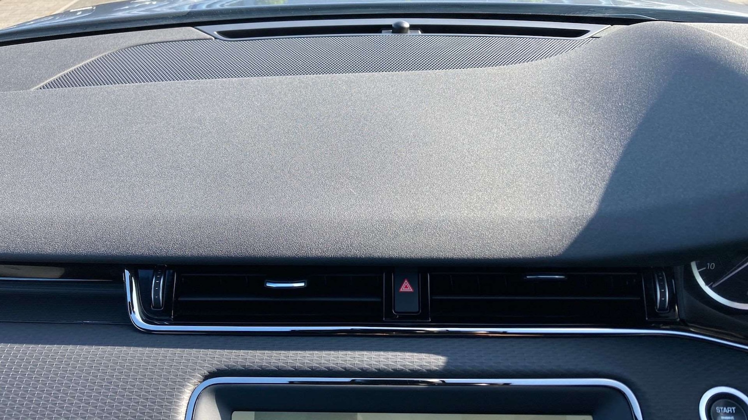 Used Land Rover Range Rover Evoque 2022 for sale - 76610560: Photo 26