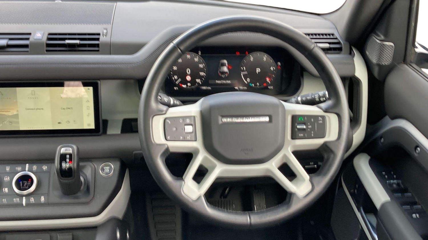 Used Land Rover Defender 2024 for sale - 76460678: Photo 15