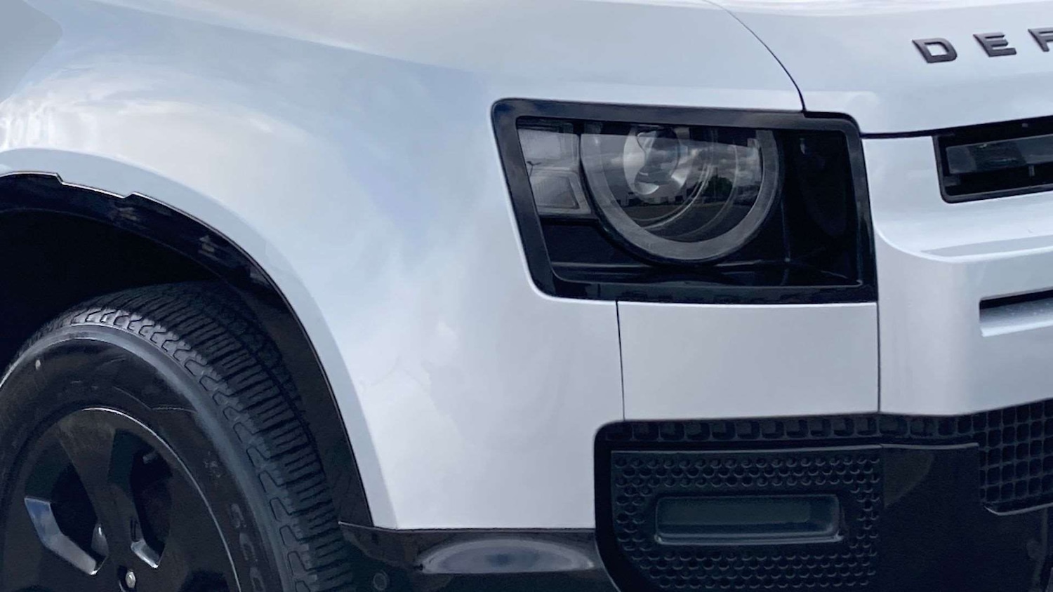 Used Land Rover Defender 2024 for sale - 76460678: Photo 17