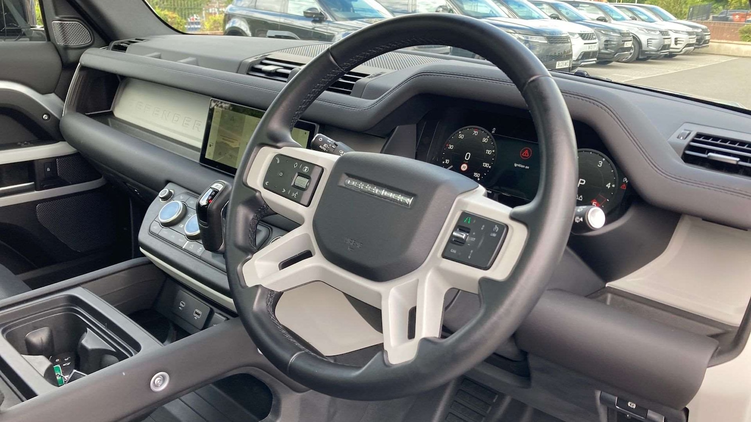 Used Land Rover Defender 2024 for sale - 76460678: Photo 27