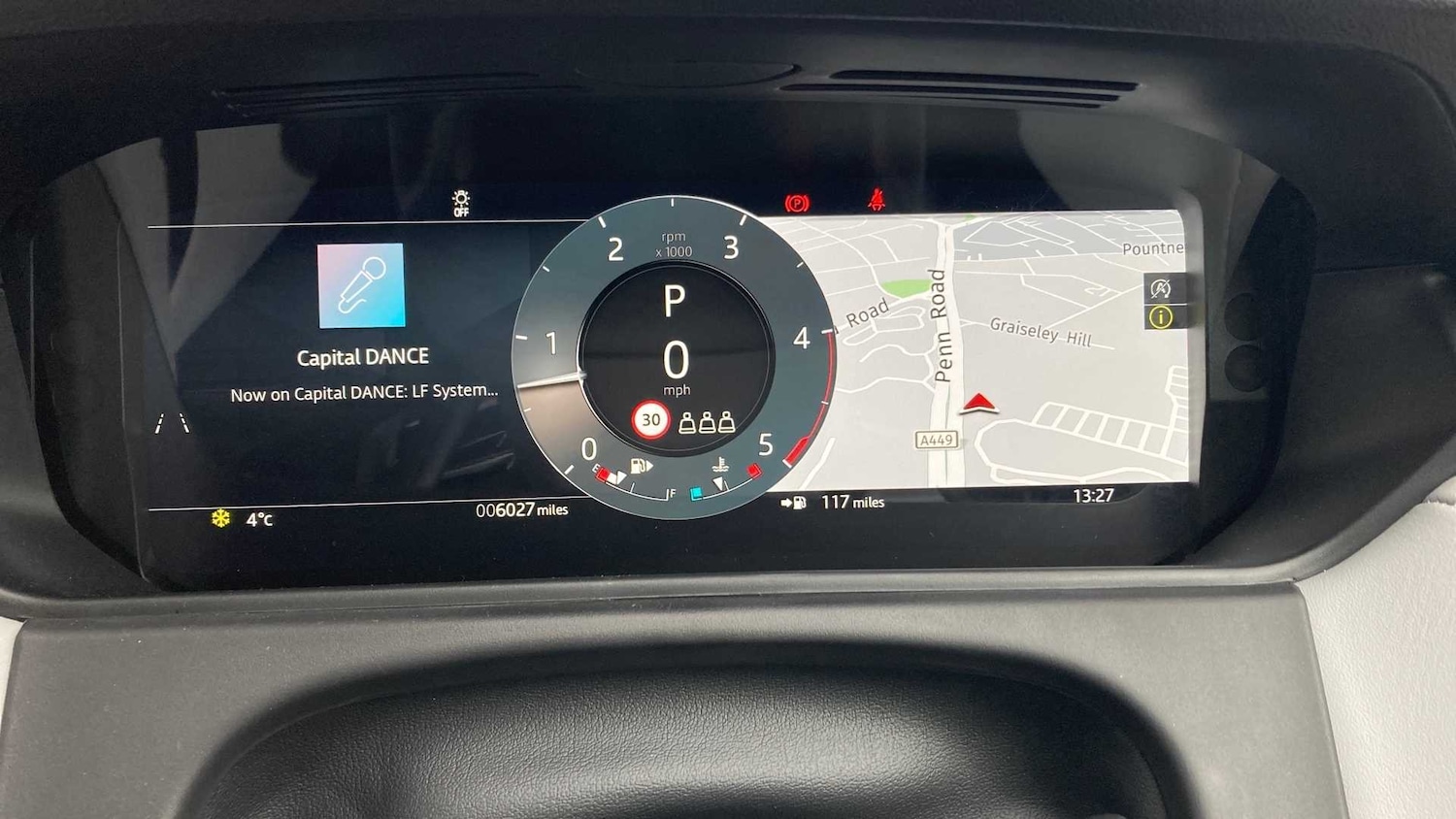 Used Land Rover Range Rover Velar 2024 for sale - 76459891: Photo 16