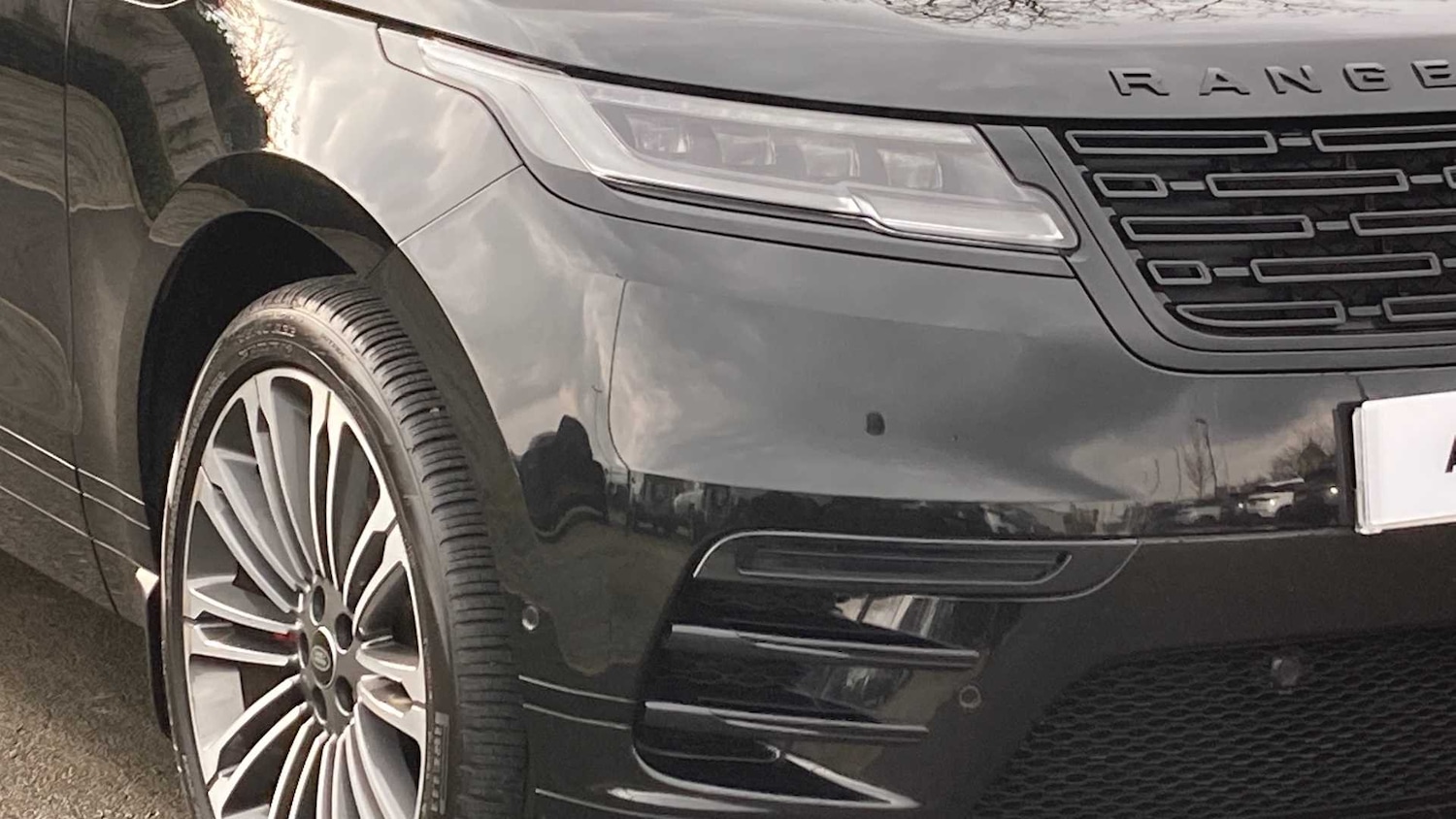 Used Land Rover Range Rover Velar 2024 for sale - 76459891: Photo 17