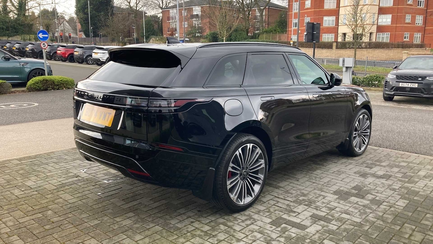 Used Land Rover Range Rover Velar 2024 for sale - 76459891: Photo 21