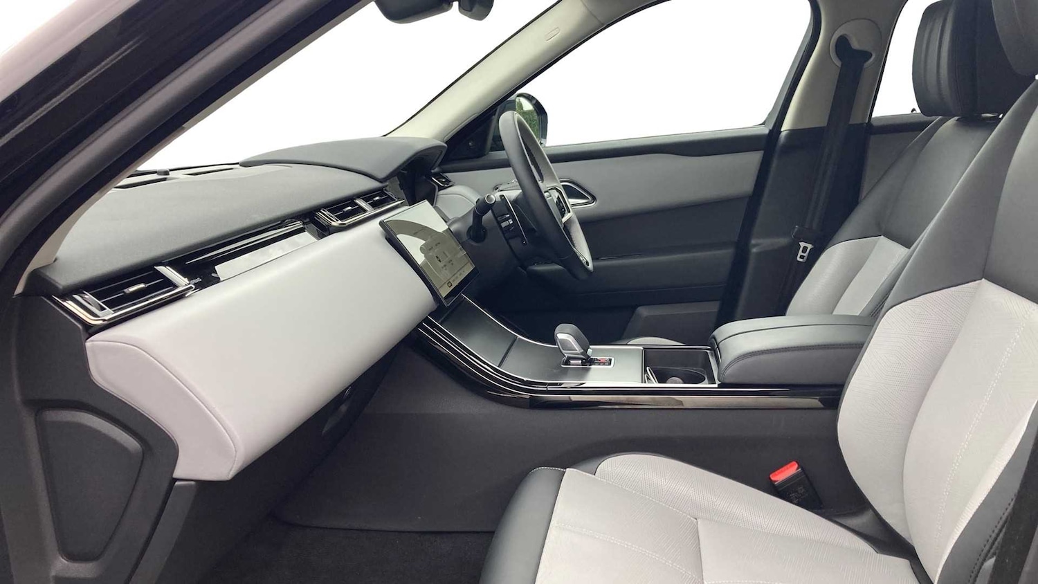 Used Land Rover Range Rover Velar 2024 for sale - 76459891: Photo 3