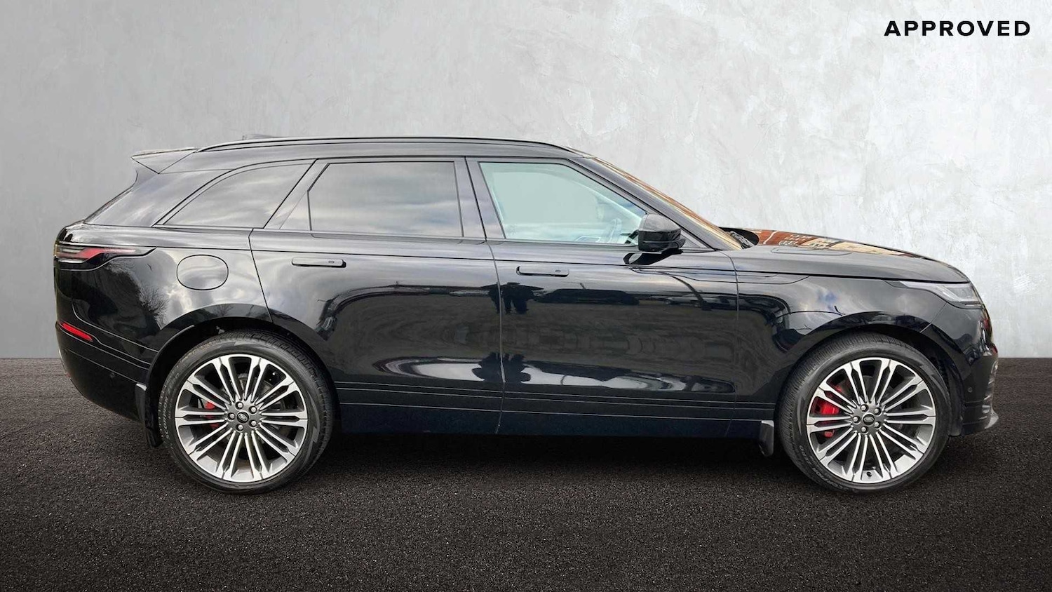 Used Land Rover Range Rover Velar 2024 for sale - 76459891: Photo 5