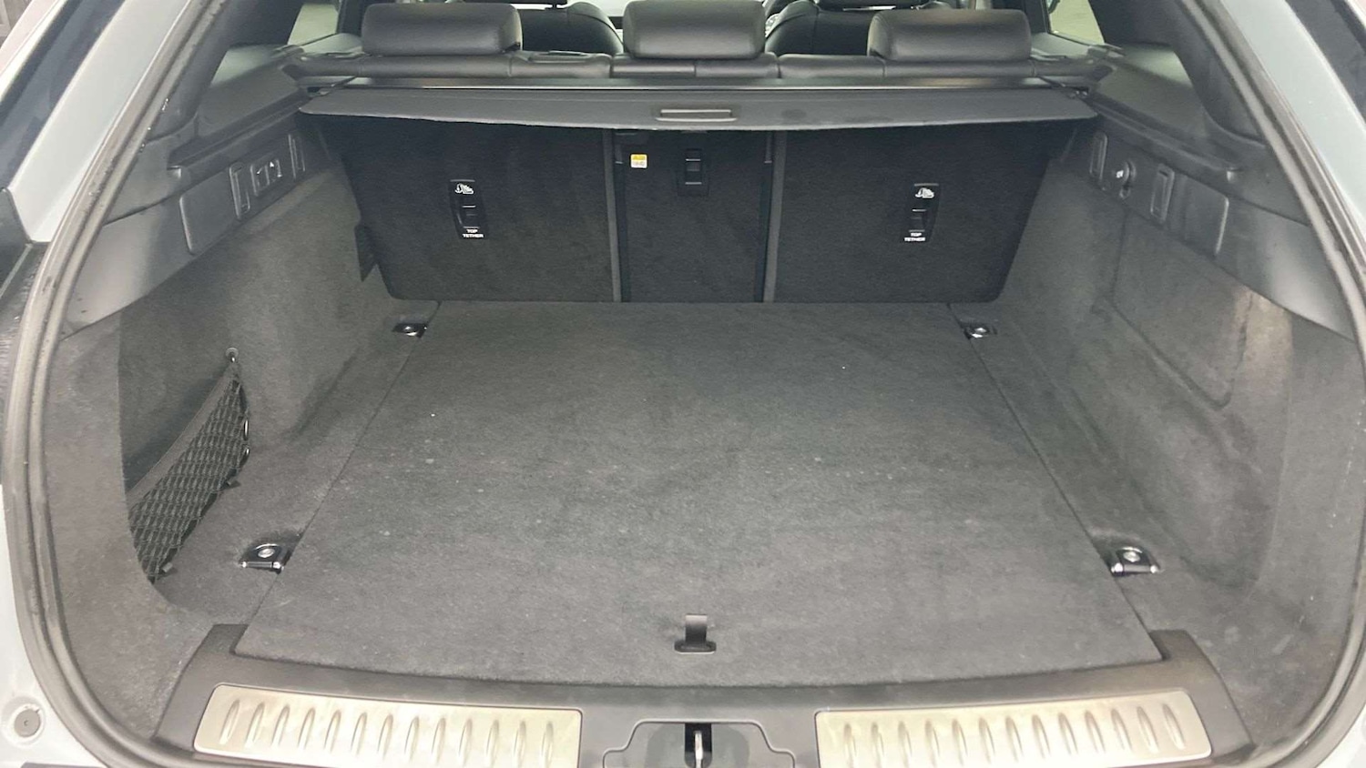 Used Land Rover Range Rover Velar 2023 for sale - 77076516: Photo 10