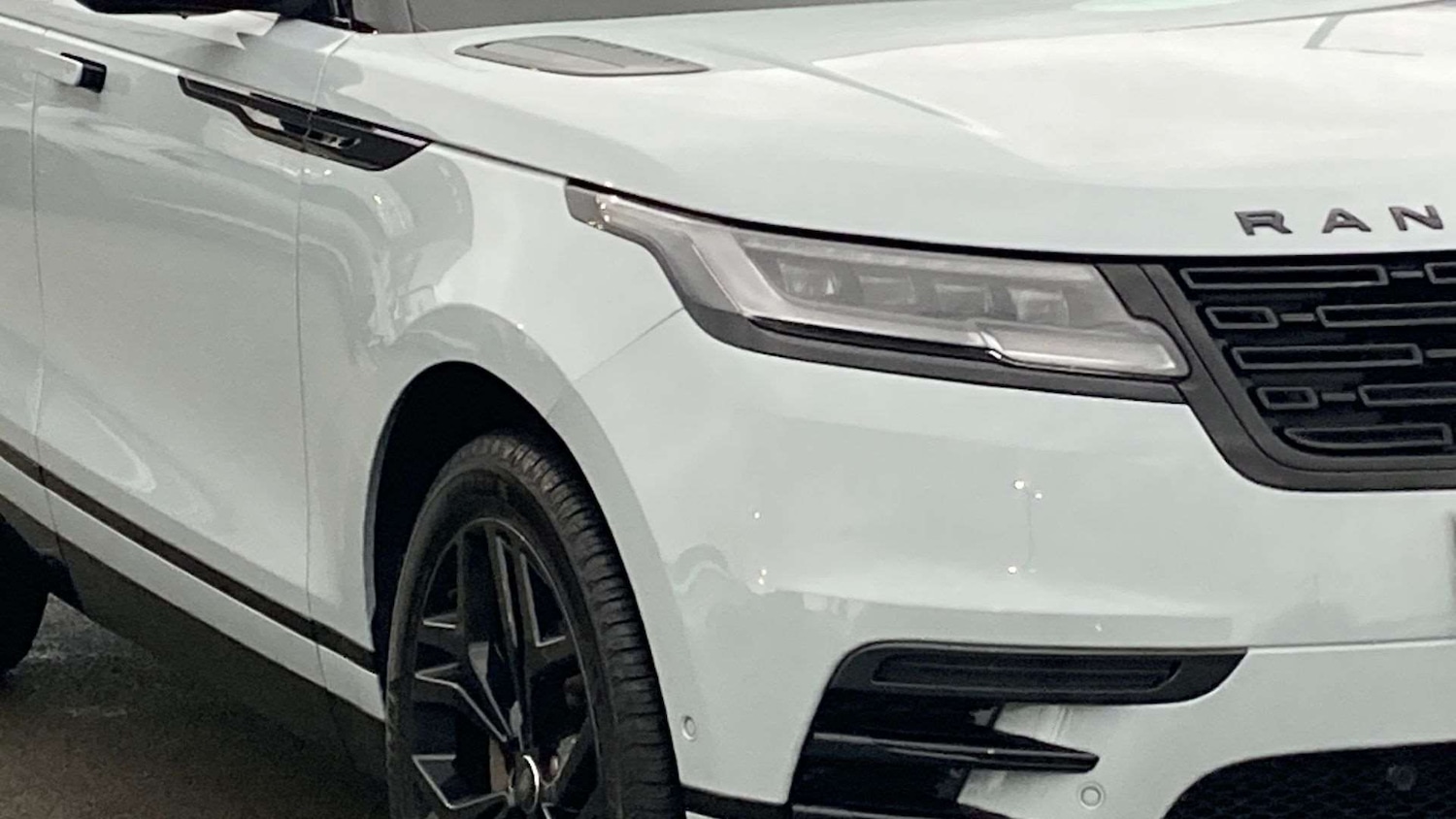 Used Land Rover Range Rover Velar 2023 for sale - 77076516: Photo 17