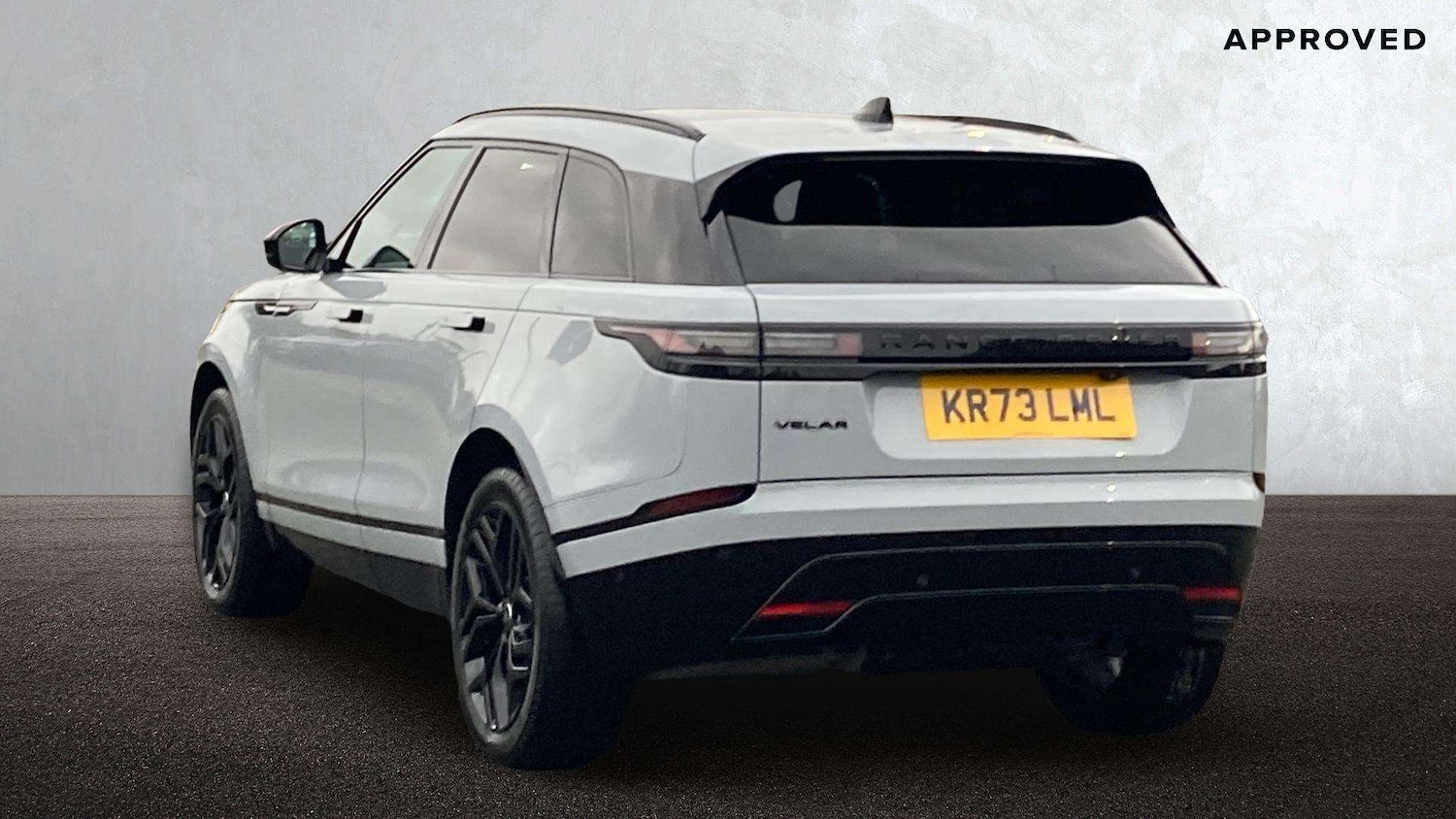 Used Land Rover Range Rover Velar 2023 for sale - 77076516: Photo 2