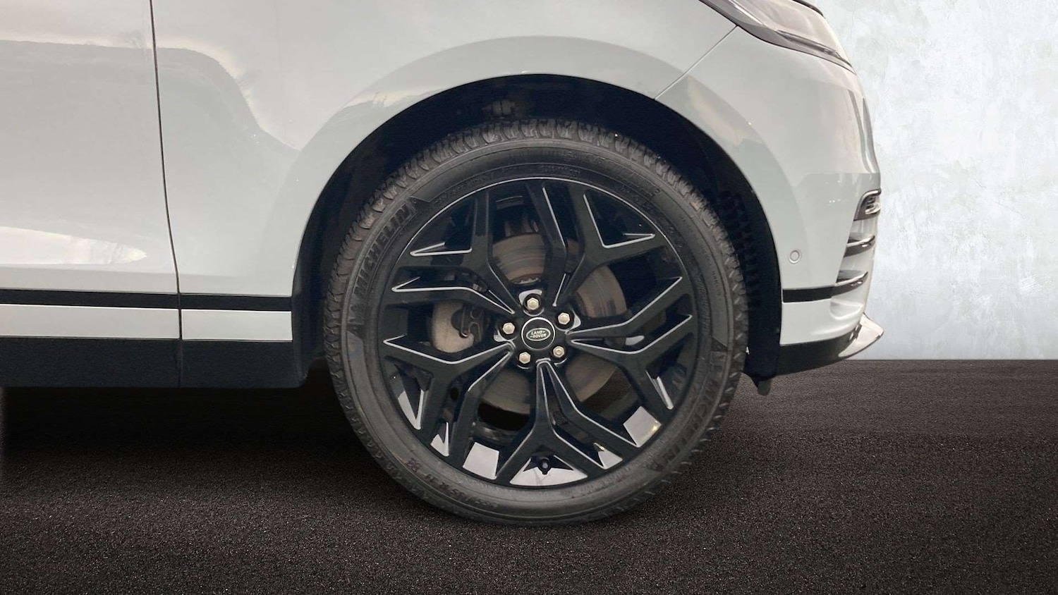 Used Land Rover Range Rover Velar 2023 for sale - 77076516: Photo 8