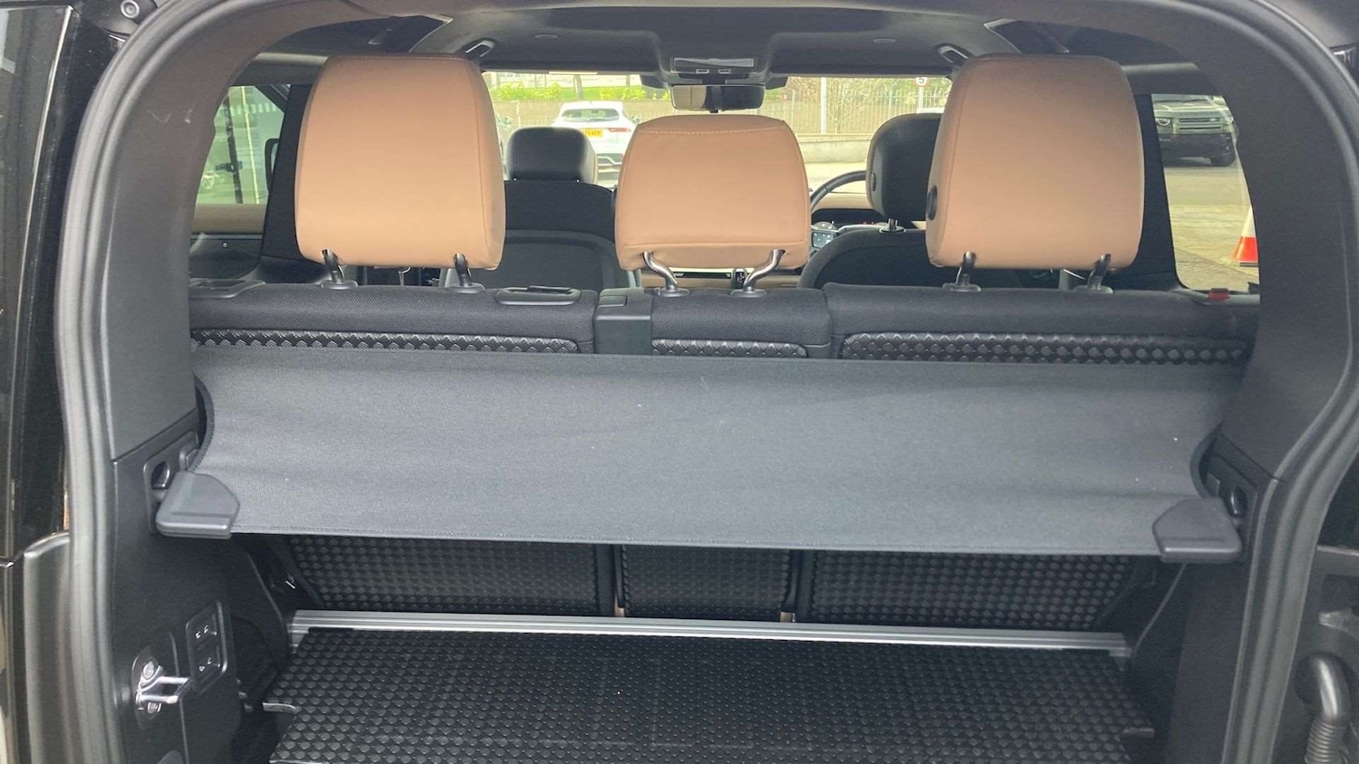 Used Land Rover Defender 2025 for sale - 78060213: Photo 10