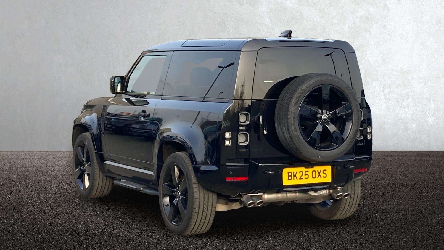 Used Land Rover Defender 2025 for sale - 78060213: Photo 2