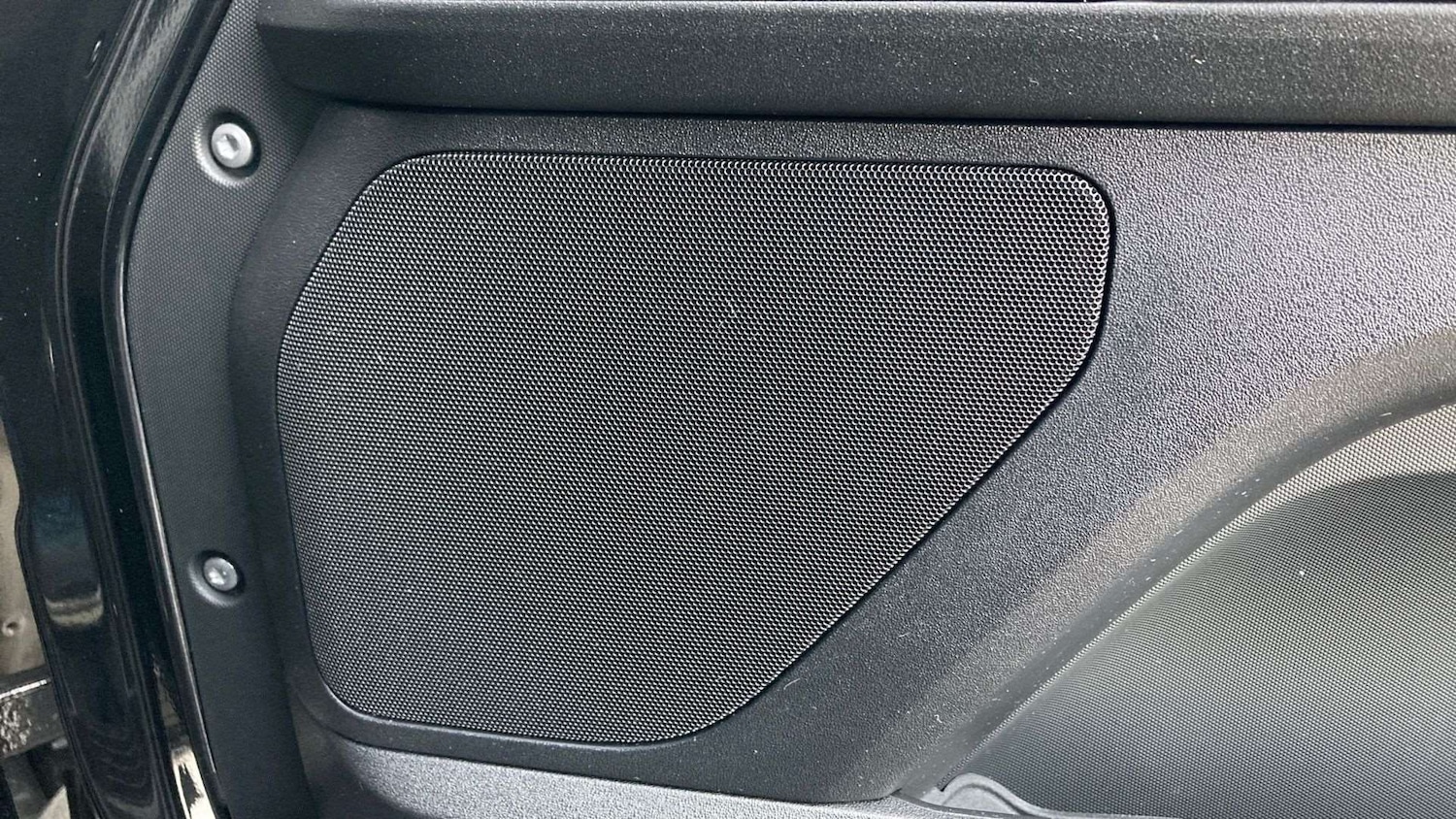 Used Land Rover Defender 2025 for sale - 78060213: Photo 24