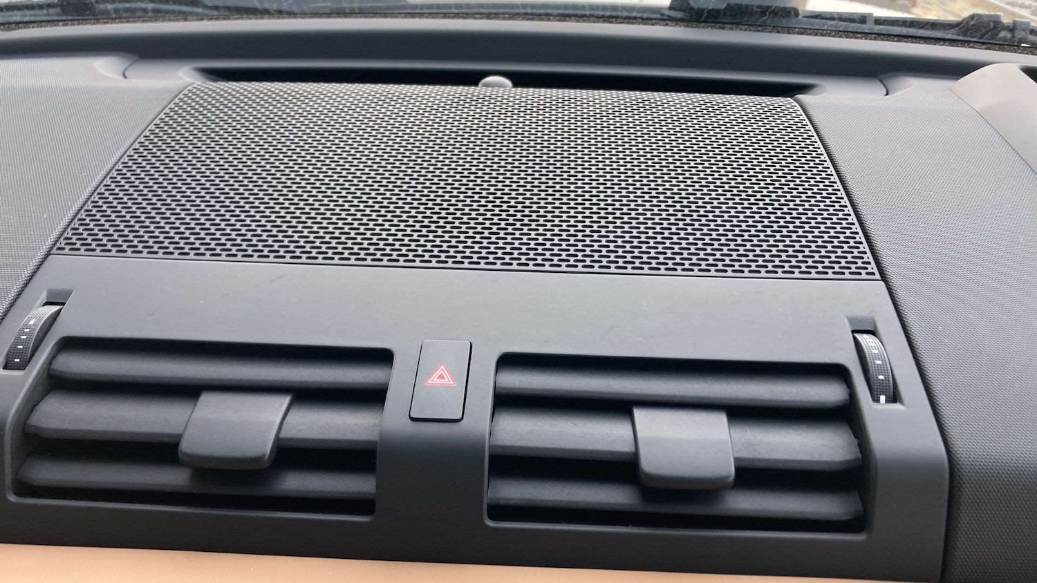 Used Land Rover Defender 2025 for sale - 78060213: Photo 29