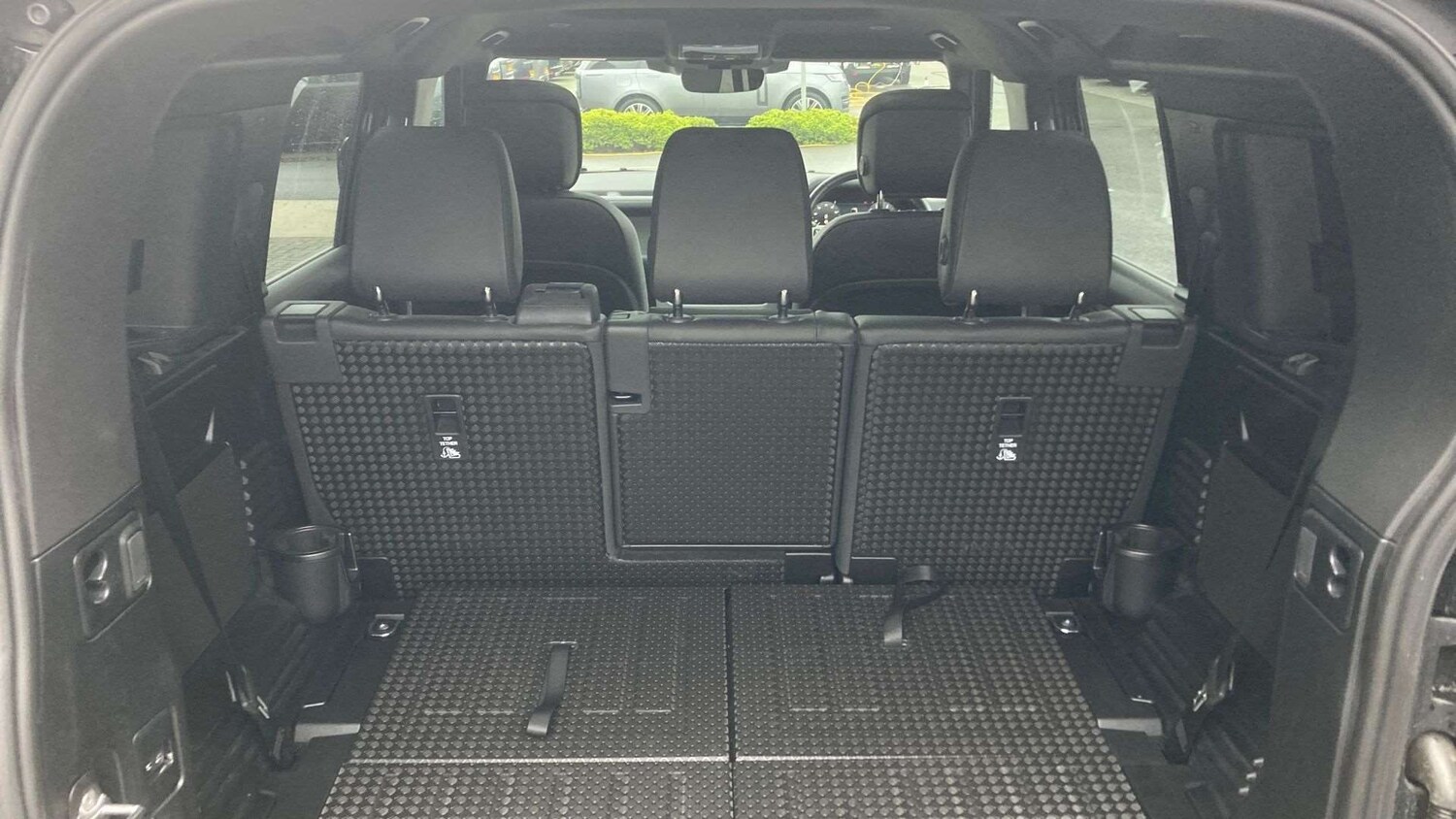 Used Land Rover Defender 2025 for sale - 77588985: Photo 10