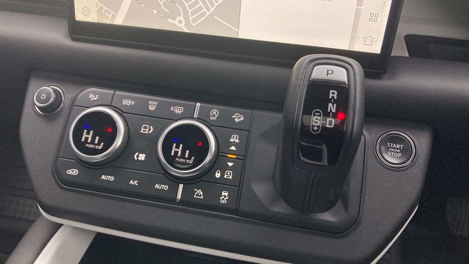 Used Land Rover Defender 2025 for sale - 77588985: Photo 13