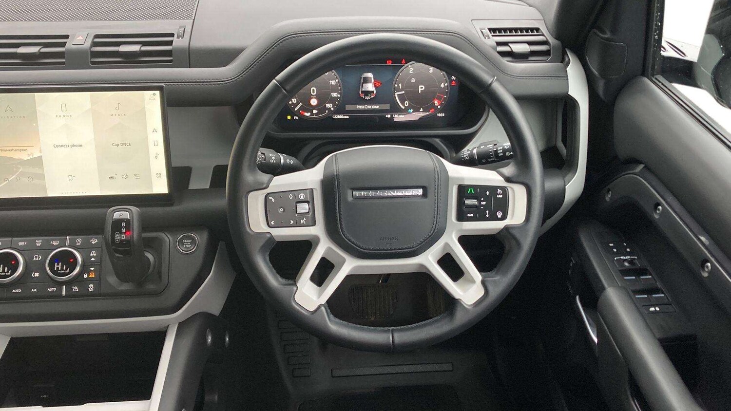 Used Land Rover Defender 2025 for sale - 77588985: Photo 15