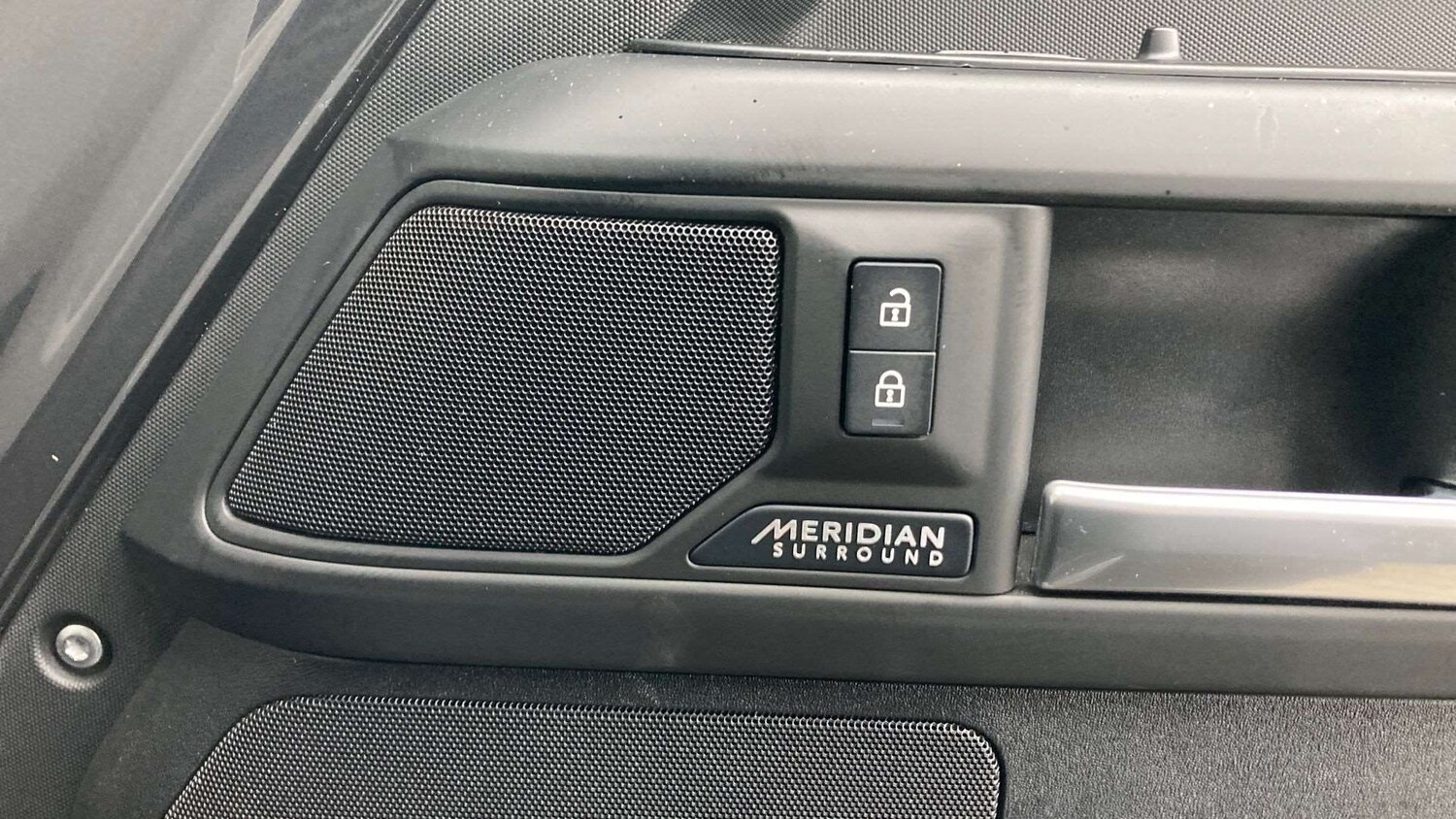 Used Land Rover Defender 2025 for sale - 77588985: Photo 25