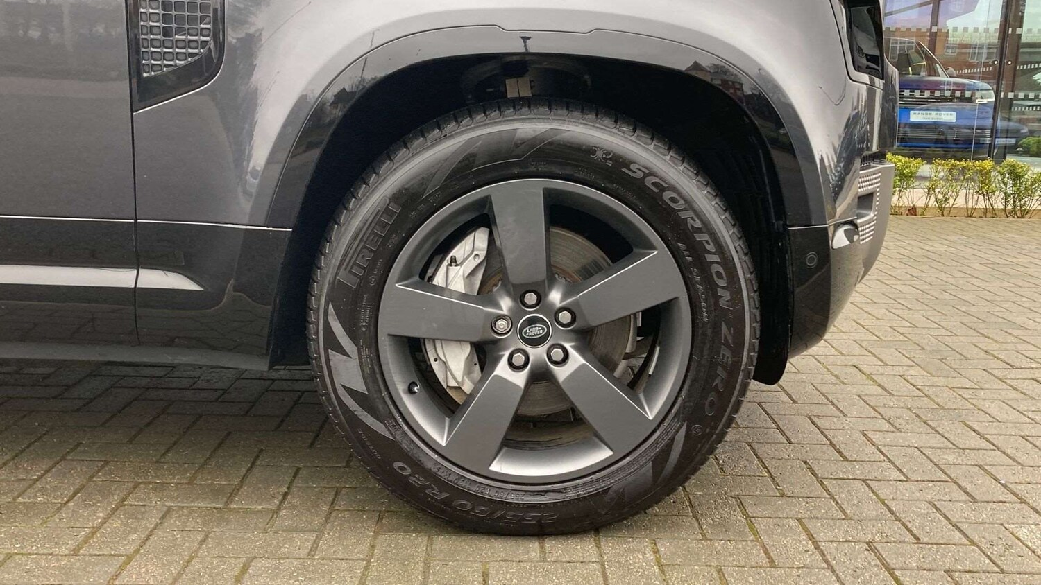 Used Land Rover Defender 2025 for sale - 77588985: Photo 30