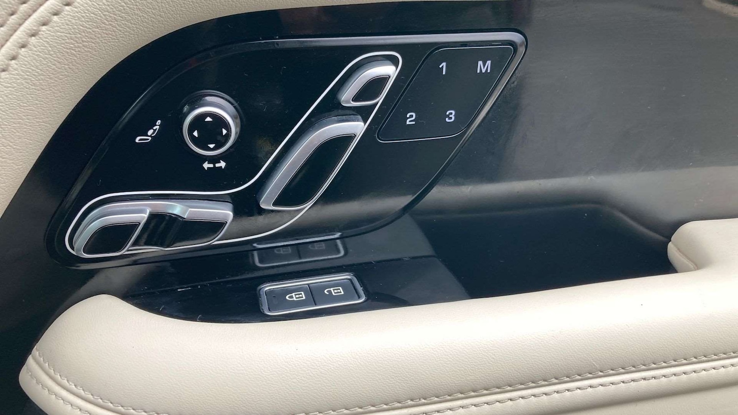 Used Land Rover Range Rover 2021 for sale - 76662035: Photo 25